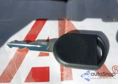 2000 Ford Taurus Lx from USA, damaged, VIN 1FAFP5221YA229140